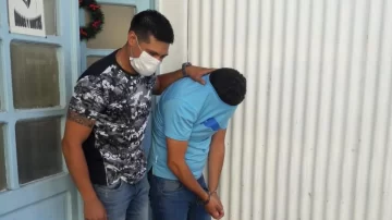 Detuvieron al “Chocolate” por el robo ocurrido a una familia de Santa Lucía Detuvieron al “Chocolate” por el robo ocurrido a una familia de Santa Lucía