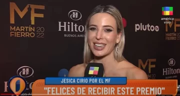 Jésica Cirio tras el blooper: “¡Qué papelón! Todos están diciendo se le escapó una teta” Jésica Cirio tras el blooper: “¡Qué papelón! Todos están diciendo se le escapó una teta”