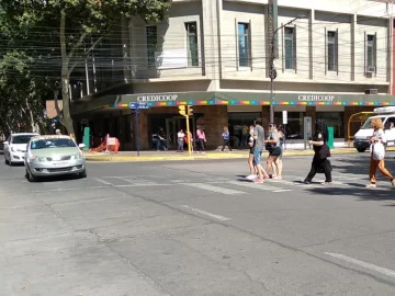 Comenzó otra ola de calor extensa, extrema y sin alivio nocturno