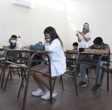Vuelta a las aulas: Educación, Salud y gremios definen cómo siguen las clases en San Juan Vuelta a las aulas: Educación, Salud y gremios definen cómo siguen las clases en San Juan