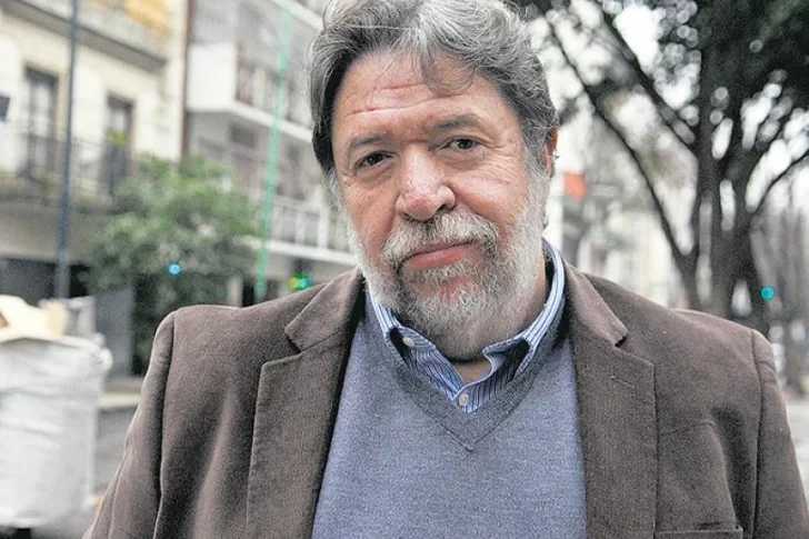 El Director del Banco Nación propuso una moneda diferente al peso para recuperar la capacidad de consumo