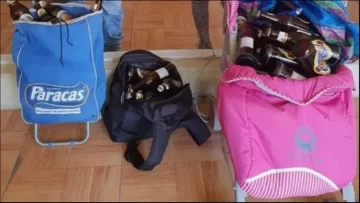 Usaron el cochecito de un bebé para esconder cervezas y distribuirlas Usaron el cochecito de un bebé para esconder cervezas y distribuirlas