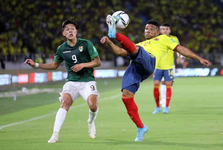Colombia goleó a Bolivia y sigue con chances de ir al Mundial