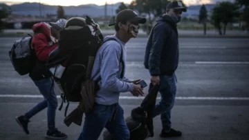 Colombia vacunará contra el coronavirus a los migrantes en la frontera