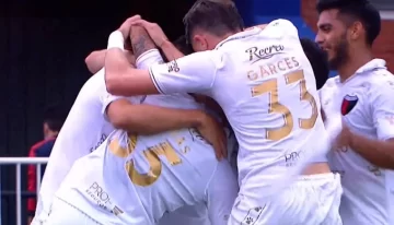 Colón hundió más a San Lorenzo Colón hundió más a San Lorenzo