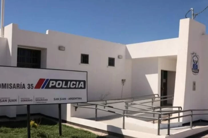 Una gresca entre cuatro hombres terminó con fracturados y heridos de arma blanca