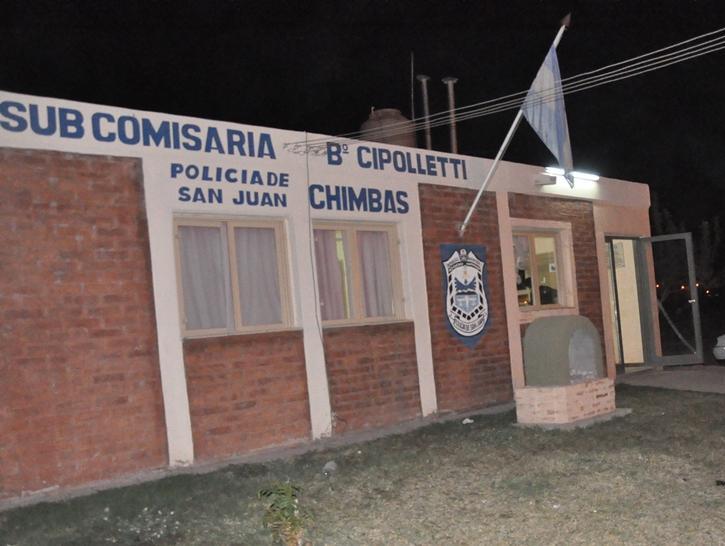 Con un arma blanca, atacó a su ex pareja en el pecho y muslos y también la golpeó en el rostro
