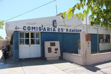 Detuvieron a un hombre y dos menores de edad por robar en una casa Detuvieron a un hombre y dos menores de edad por robar en una casa