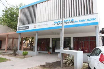 Robó en un local de ropa y fue aprehendido por un que pasaba por el lugar Robó en un local de ropa y fue aprehendido por un que pasaba por el lugar