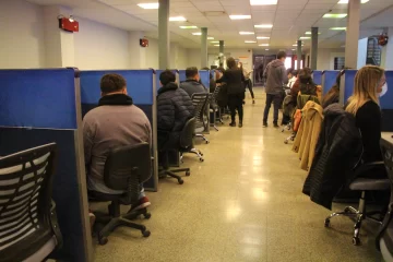 Los primeros aspirantes, de casi 10 mil anotados, empezaron a rendir: alto ausentismo y pocos aprobados Los primeros aspirantes, de casi 10 mil anotados, empezaron a rendir: alto ausentismo y pocos aprobados