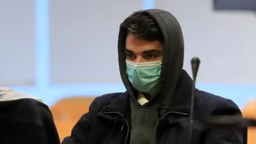 Condenaron a 15 años de cárcel al hombre que se comió a su madre Condenaron a 15 años de cárcel al hombre que se comió a su madre