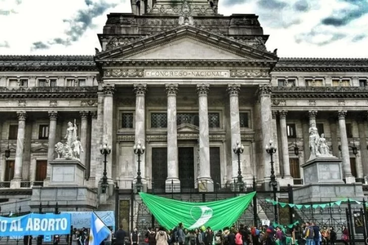 El peronismo rechazó el DNU de Macri para recuperar los bienes de la corrupción