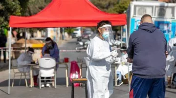 Córdoba vuelve a poner restricciones de horario para circular y aumenta medidas contra el Covid