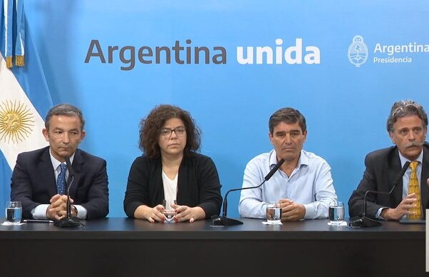 Analizan si un contacto estrecho con un infectado de coronavirus también está enfermo Analizan si un contacto estrecho con un infectado de coronavirus también está enfermo