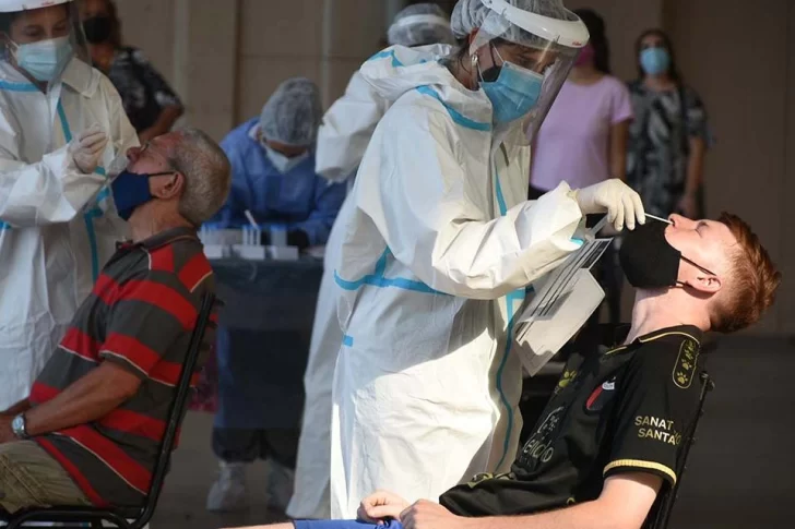 Reportan 46.045 contagios de coronavirus en el país, un 11% menos que la semana pasada