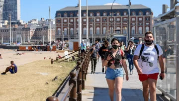 Argentina sumó 3.520 nuevos contagios y 105 muertes por coronavirus Argentina sumó 3.520 nuevos contagios y 105 muertes por coronavirus