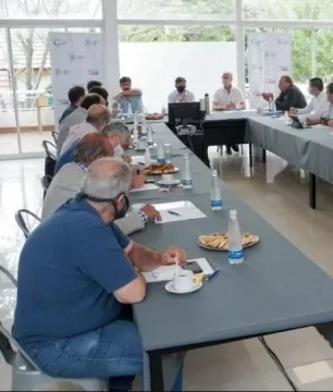 Pese al aumento de casos de coronavirus, no habrá medidas restrictivas en la Costa Atlántica Pese al aumento de casos de coronavirus, no habrá medidas restrictivas en la Costa Atlántica