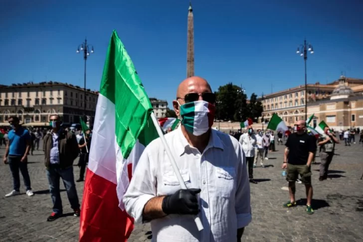 Italia marcó la cifra de muertos más baja desde marzo: 8 víctimas en un día