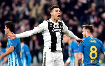 Cristiano Ronaldo marcó tres goles y la Juventus eliminó al Atlético Madrid de Simeone Cristiano Ronaldo marcó tres goles y la Juventus eliminó al Atlético Madrid de Simeone