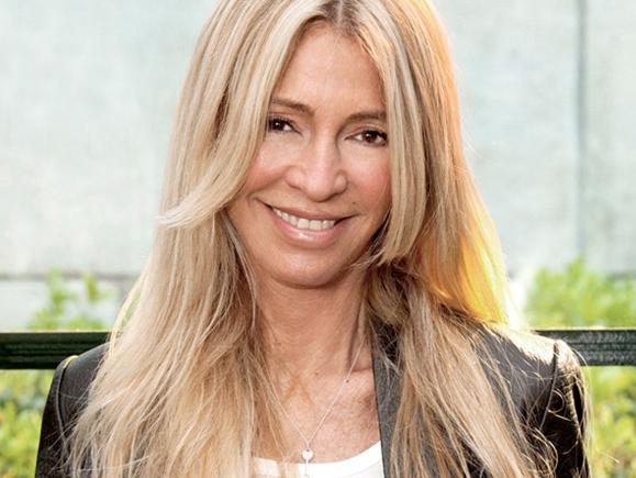 Destrozaron a Cris Morena por un compilado de imágenes violentas de sus series Destrozaron a Cris Morena por un compilado de imágenes violentas de sus series