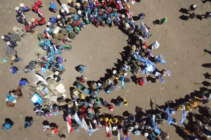 Se tiñó de emoción el acto en Cordillera