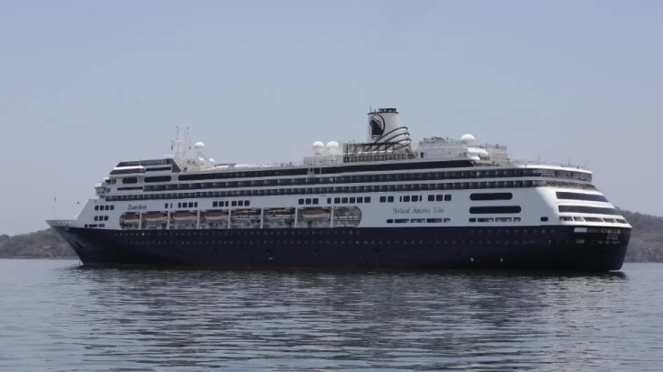 Cuatro muertos y 138 pasajeros con síntomas en un crucero que salió de Buenos Aires