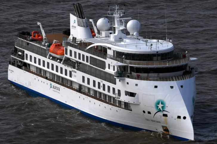 Coronavirus: murieron dos pasajeros del crucero en cuarentena en Japón