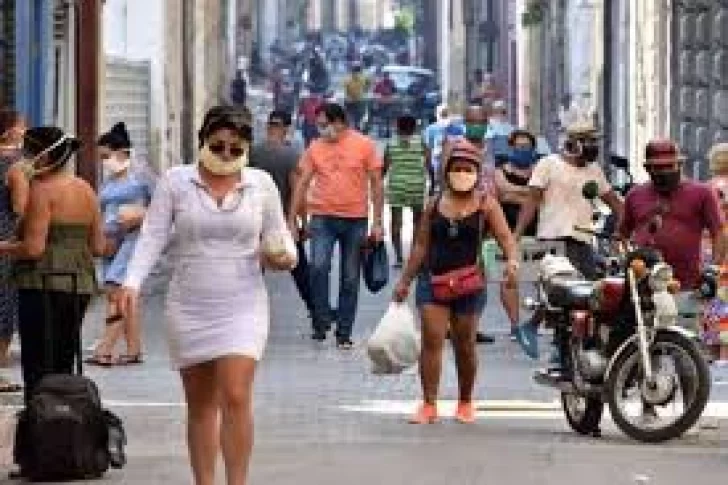 Cuba autorizó temporalmente la importación de alimentos y medicamentos