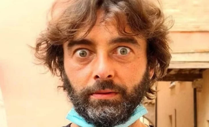 En plena misa, un sacerdote anunció que estaba enamorado y dejaba los hábitos En plena misa, un sacerdote anunció que estaba enamorado y dejaba los hábitos