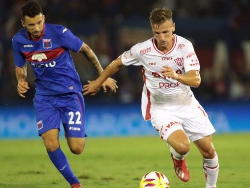 Unión le ganó a Tigre y puso un pie en cuartos de final