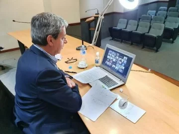 Roberto Gattoni junto a vicegobernadores con Daniel Scioli vía Zoom