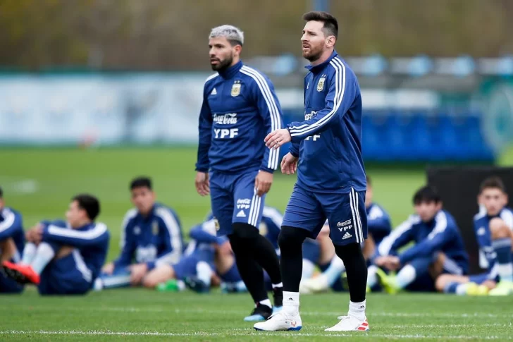 Messi habló de todo horas antes de llegar a San Juan Messi habló de todo horas antes de llegar a San Juan
