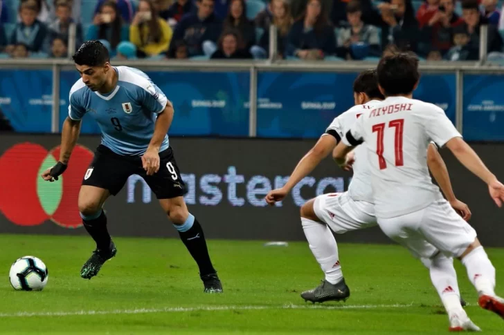 Uruguay y Japón empataron en un partidazo en Porto Alegre