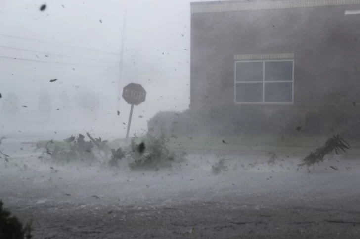 El huracán Michael tocó tierra en Florida y golpea con vientos de 250 kilómetros por hora