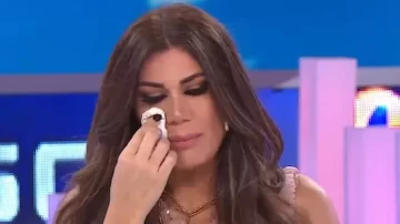 Florencia de la V abandonó Intrusos y explicó los motivos Florencia de la V abandonó Intrusos y explicó los motivos