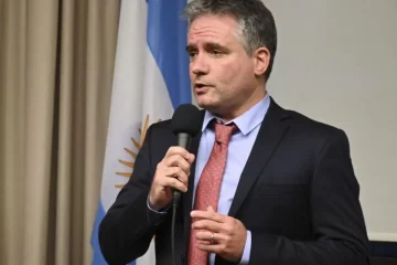 El ministro de Seguridad porteño advirtió que usará la fuerza ante nuevas marchas K en Recoleta El ministro de Seguridad porteño advirtió que usará la fuerza ante nuevas marchas K en Recoleta