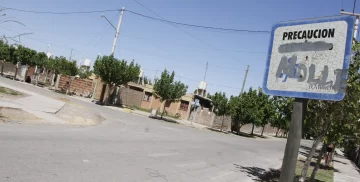 Vecinos de un barrio rawsino denuncian ser rehenes de dos bandas enfrentadas Vecinos de un barrio rawsino denuncian ser rehenes de dos bandas enfrentadas