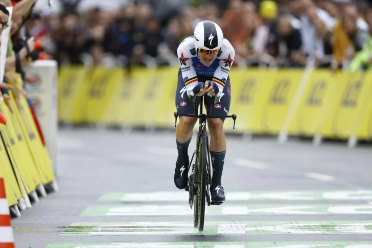 Apertura pasada por agua