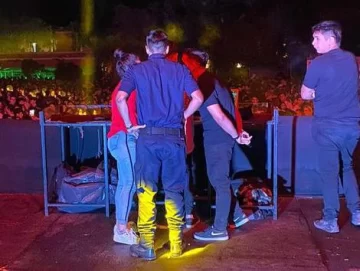 Acusan que policías cometieron varias irregularidades al clausurar una fiesta