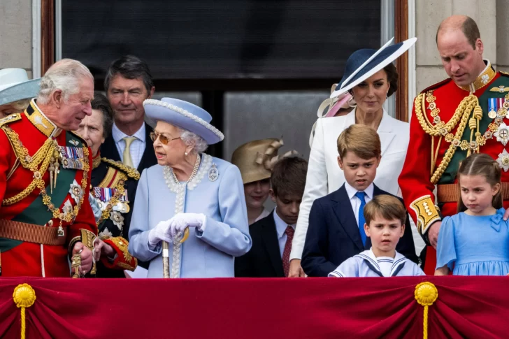 La reina y un festejo corto