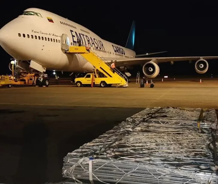 Piden incautar el avión de Emtrasur