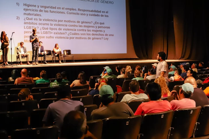 Pese a que la oposición pide el freno, Baistrocchi avanza con el concurso