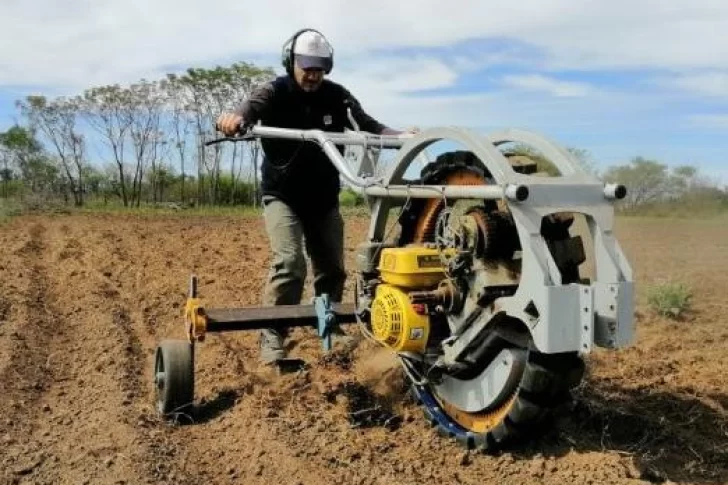El tractor multipropósito Chango para los agricultores familiares