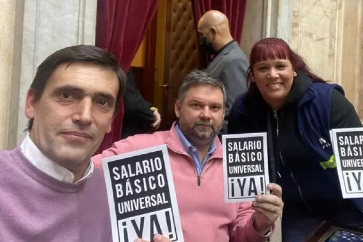 Batakis: “Llevará tiempo recuperar el poder adquisitivo de los salarios”