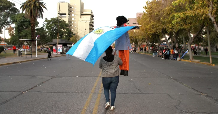 Docentes autoconvocados aceptaron el aumento y decidieron volver a las aulas