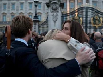 El cielo descargó toda su rabia y su gran melancolía El cielo descargó toda su rabia y su gran melancolía