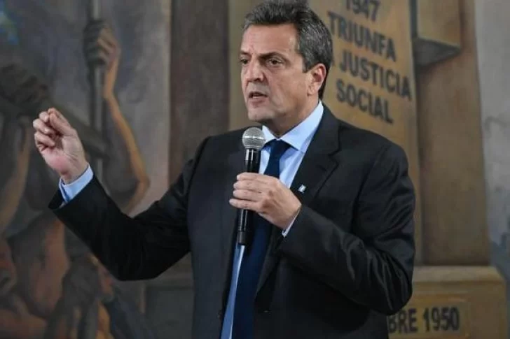 Massa apura el proyecto de ley para eliminar Ganancias