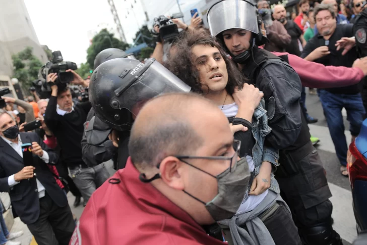Hubo enfrentamientos por el Instituto del Cine