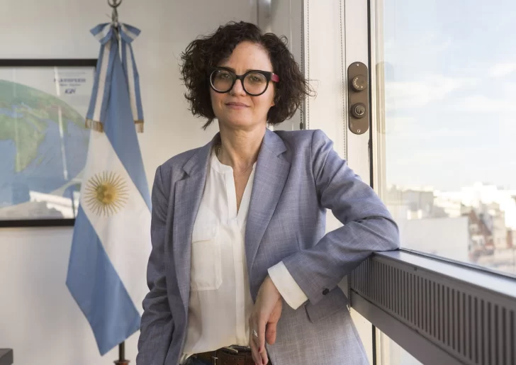 Con Cecelia Todesca, Alberto da pelea por la jefatura del BID