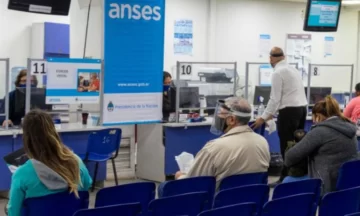 ANSES entrega un nuevo bono de 11.000 pesos: quiénes lo recibirán